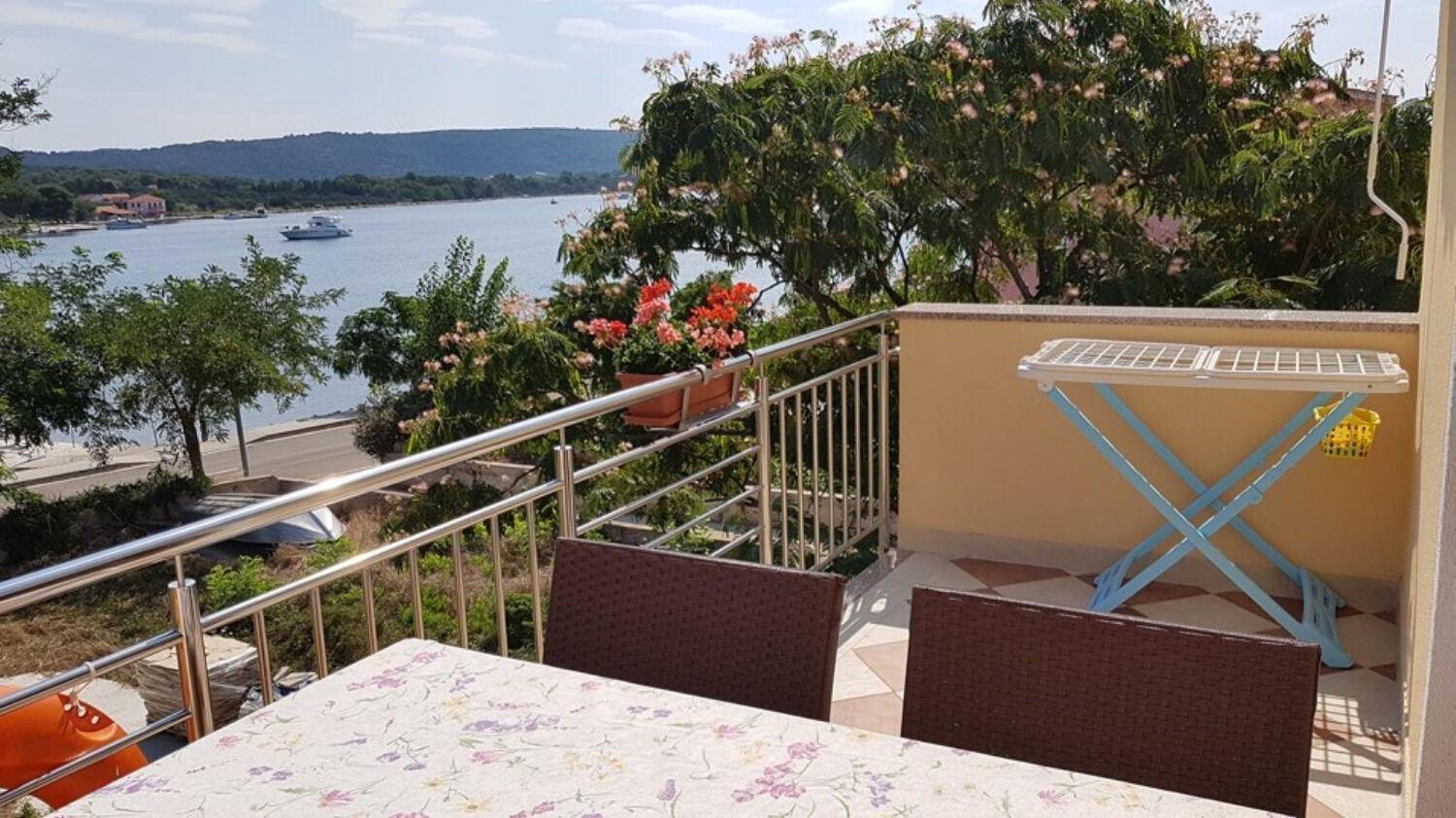 Apartment Zvone Veli Rat Exteriér fotografie